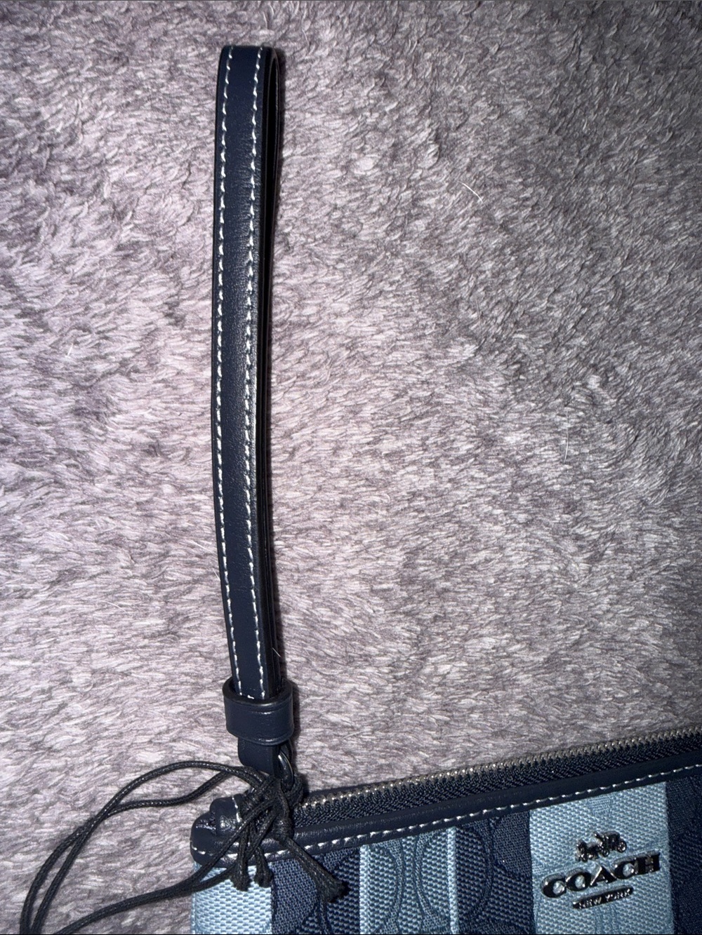 BNWT Coach Striped Signature Wallet / Wristlet Card Case - Navy & Light Blue🤩 - Picture 5 of 11